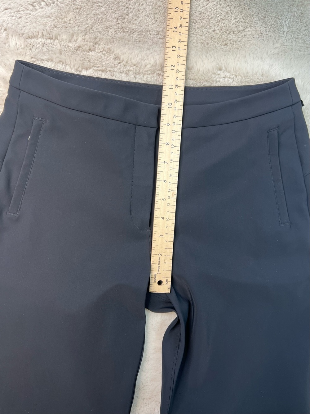 Lululemon On The Move Pant Black Size 8 Travel Friendly Zip Pockets Stretch EUC - Picture 15 of 15